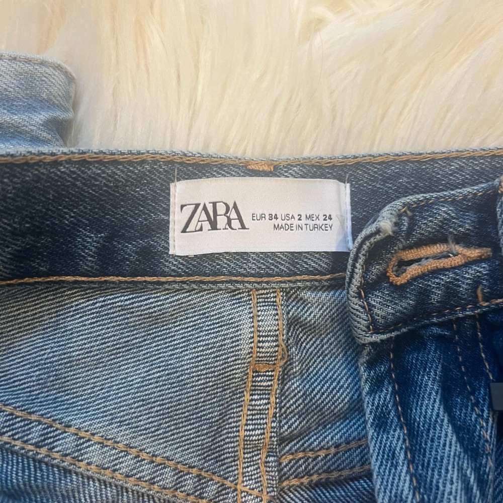 Zara Jeans wide leg size 24, size 2